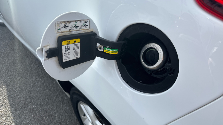 Ford Fiesta 1.25 82 Zetec 3dr Petrol Hatchback